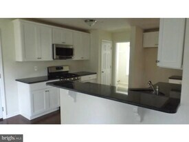570 Grady Ave in Warrington, PA - Building Photo