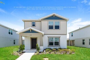 2330 Southbury Dr in Kissimmee, FL - Building Photo