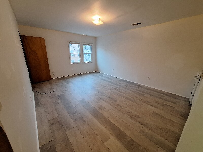 81 Franklin St in Kingston, NY - Building Photo