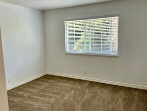 969 Gilchrist Dr in San Jose, CA - Building Photo - Building Photo