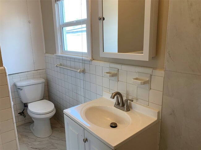 property at 307 Avondale St