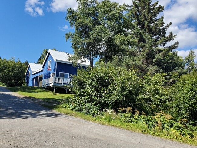 1876 Triton Ct in Homer, AK - Building Photo - Building Photo