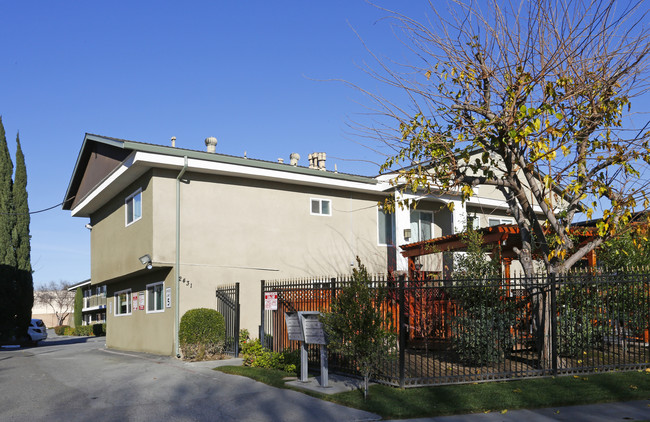 2431-2445 Rinconada Dr in San Jose, CA - Building Photo - Building Photo