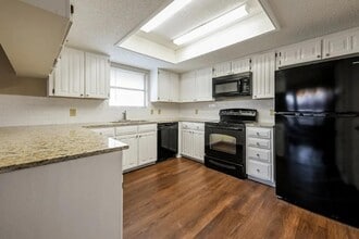 6608 #377_5Eldorado Dr in Arlington, TX - Building Photo - Building Photo