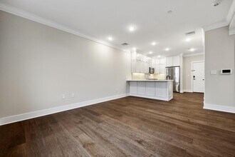 28 Bright St in Jersey City, NJ - Building Photo - Building Photo