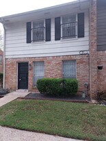 1846 Hollister St in Houston, TX - Building Photo