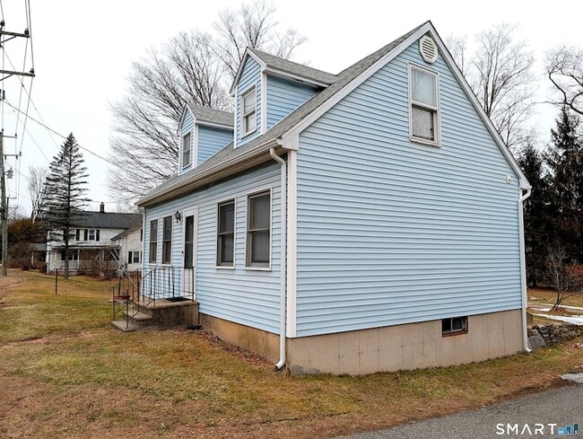 434 Main St in New Hartford, CT - Building Photo - Building Photo