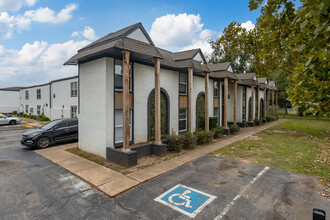 Parkview Flats in Oklahoma City, OK - Building Photo - Primary Photo