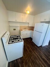 435 4th St in Encinitas, CA - Building Photo - Building Photo