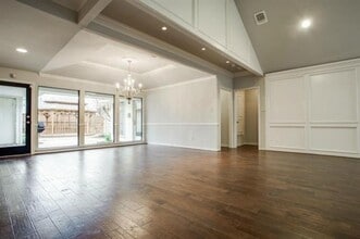 6404 Camille Ave in Dallas, TX - Building Photo - Building Photo