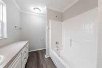 5206 Pershing St photo'