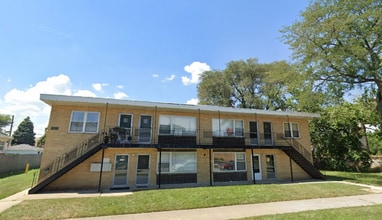 5338 S Kenneth Ave. Chicago IL in Chicago, IL - Foto de edificio - Building Photo