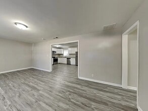 2932 Heather Dr in East Point, GA - Foto de edificio - Building Photo