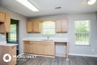 851 Plumbridge Ct in Lithonia, GA - Building Photo - Building Photo