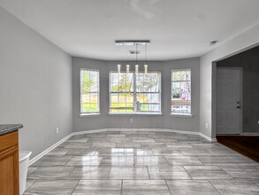 195 Gross Lake Pkwy in Covington, GA - Building Photo - Building Photo