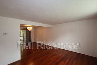 15808 Tinsberry Pl in Colonial Heights, VA - Building Photo - Building Photo