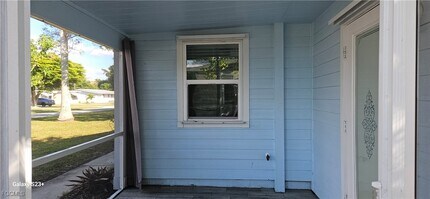 1626 Grace Ave in Ft. Myers, FL - Building Photo - Building Photo