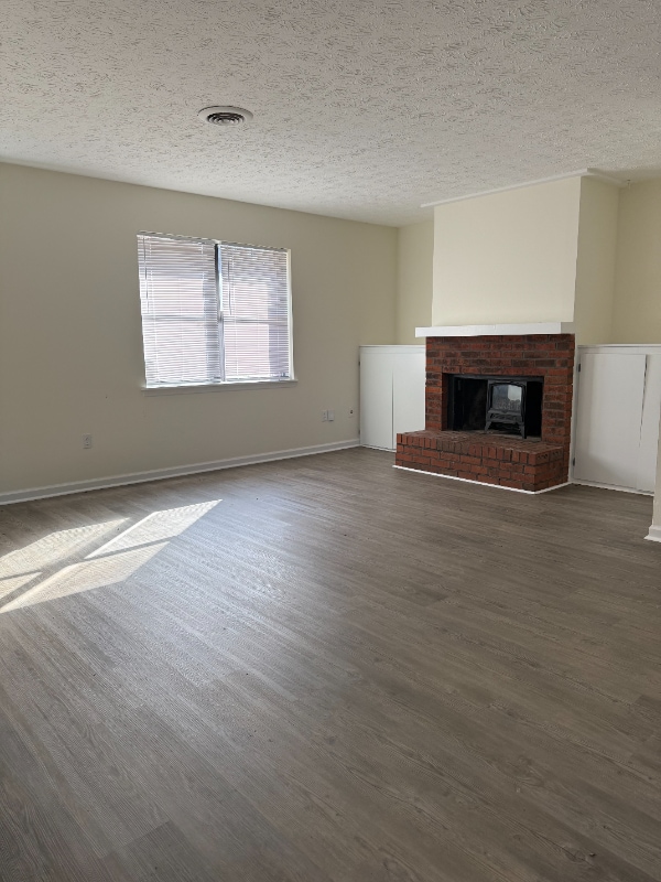 1120 Sweetwater Cir in Athens, GA - Building Photo - Building Photo