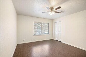 5951 Belmark St in Houston, TX - Building Photo - Building Photo