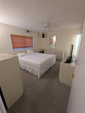 2 Abbey Ln in Delray Beach, FL - Building Photo - Building Photo