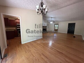 468 Davis Rd in Fayetteville, GA - Building Photo - Building Photo