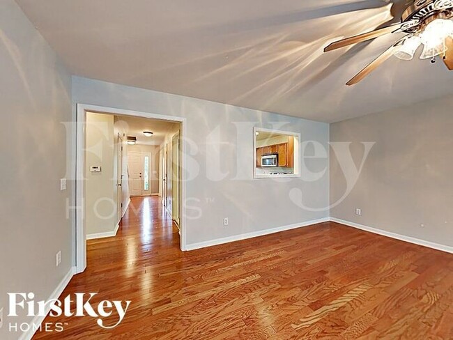 455 Mallard View Ln in Winston-Salem, NC - Building Photo - Building Photo