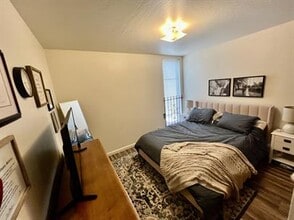 2211 Carleton St in Berkeley, CA - Building Photo - Building Photo