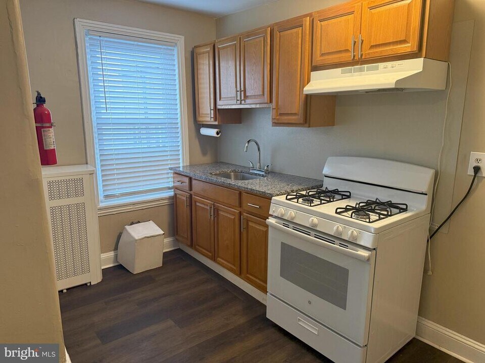 1223 N 29th St in Philadelphia, PA - Building Photo