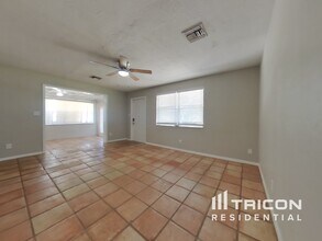 4006 Winthrop St in Sarasota, FL - Foto de edificio - Building Photo