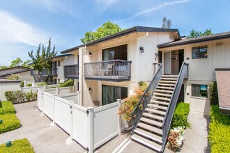 1600 Atlas Peak Rd in Napa, CA - Building Photo - Building Photo