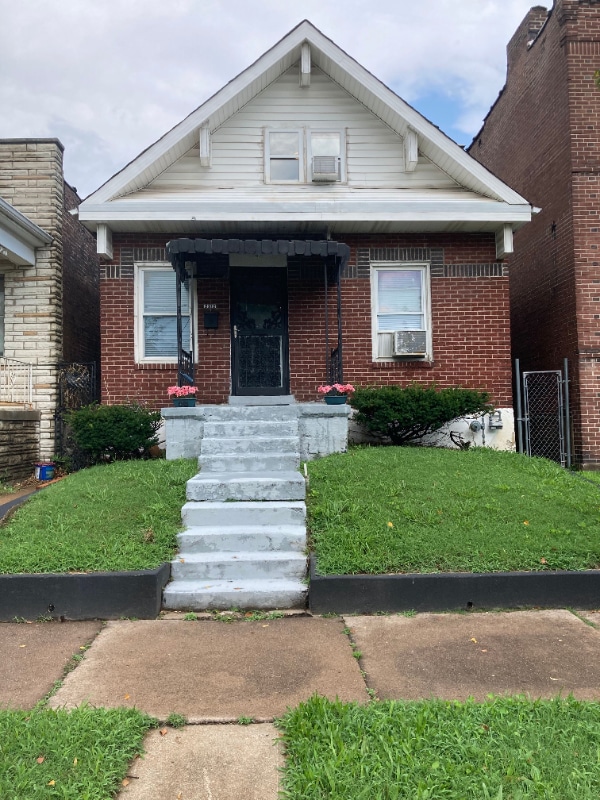 property at 2613 Belle Glade Ave