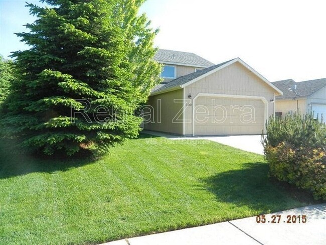 3268 SW Metolius Pl in Redmond, OR - Building Photo - Building Photo