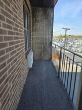 685 Prospect Ave in Fairview, NJ - Foto de edificio - Building Photo
