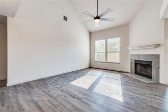 150 Bailey Loop in Kyle, TX - Building Photo - Building Photo