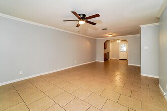 7335 Coers Blvd in Converse, TX - Building Photo - Building Photo