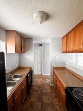 2302 S Maki Rd in Plant City, FL - Foto de edificio - Building Photo