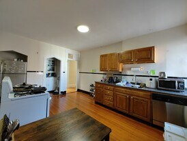 364 Cambridge St, Unit 1T in Cambridge, MA - Building Photo