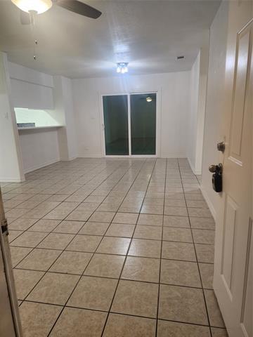 3900 Camelot St in Denton, TX - Building Photo - Building Photo