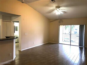8255 Ibis Club Dr in Naples, FL - Building Photo - Building Photo