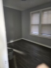 1912 E 79th St in Chicago, IL - Building Photo - Building Photo