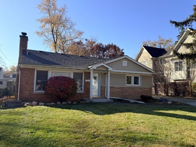 363 Maple St in Glen Ellyn, IL - Building Photo
