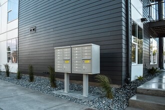 VESPR Apartments in College Place, WA - Foto de edificio - Building Photo