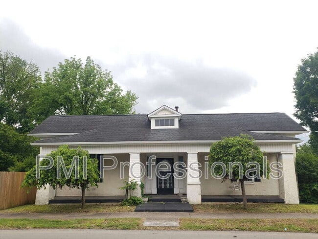 property at 504 E Vine St