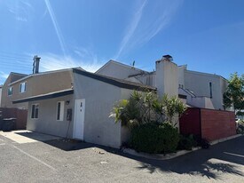 2258 Pamela Ln in Costa Mesa, CA - Building Photo