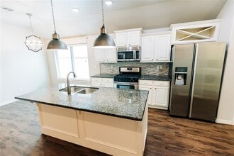 8701 SW 37th St in Oklahoma City, OK - Building Photo - Building Photo
