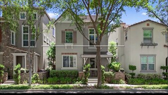 1062 Acland Way in Tracy, CA - Building Photo