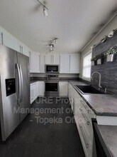 6300 W 80th Terrace in Overland Park, KS - Building Photo - Building Photo
