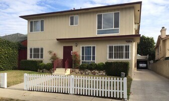 852 Cherokee N Ave, Unit 2 in Los Angeles, CA - Building Photo