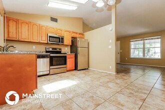 7103 Wentworth Way in New Port Richey, FL - Building Photo - Building Photo