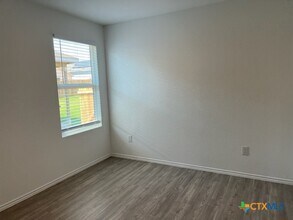 3027 Shore Lark in Canyon Lake, TX - Building Photo - Building Photo